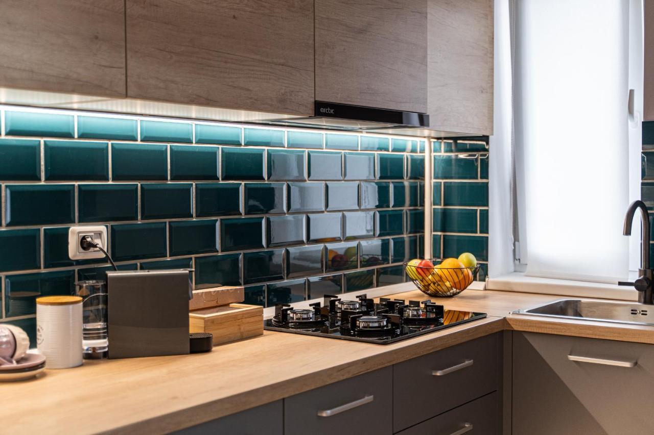 Delux Suite Бакэу Экстерьер фото
