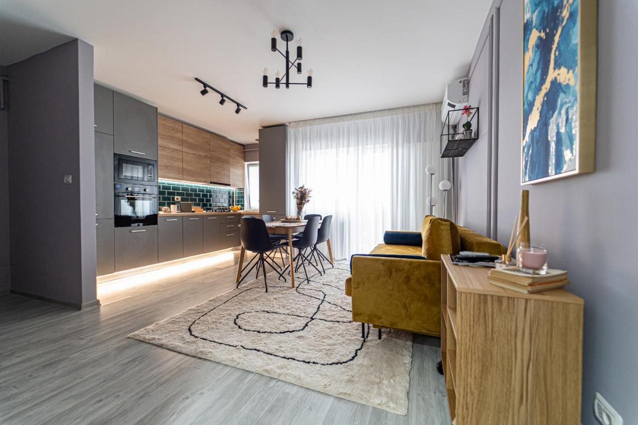 Delux Suite Бакэу Экстерьер фото